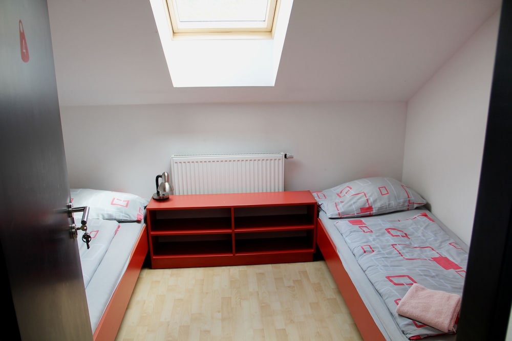 Economy Room photo 2