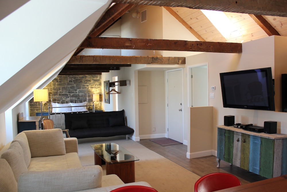 Loft photo 2