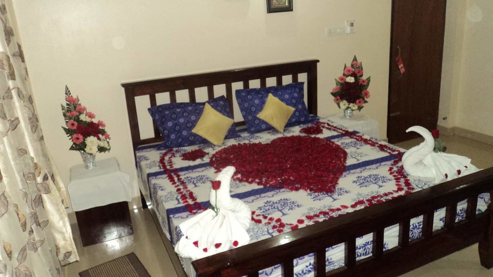 Deluxe Double Room, Shared Bathroom photo 1