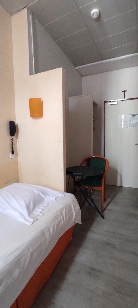 Single Room photo 1