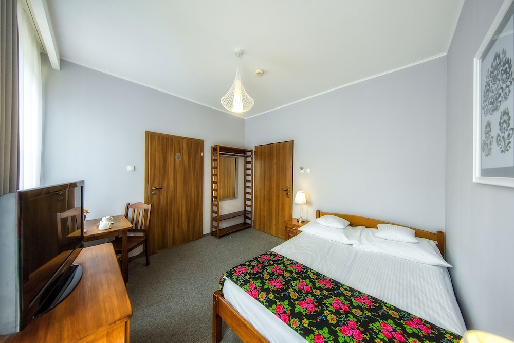 Economy Room photo 3