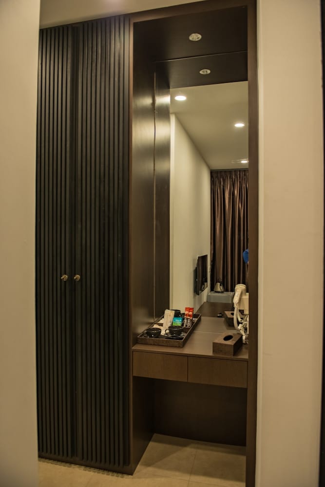 Suite (Pearl) photo 3