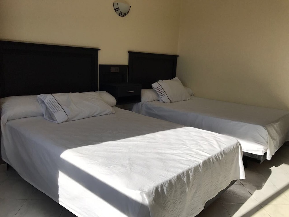 Apartment, Multiple Beds