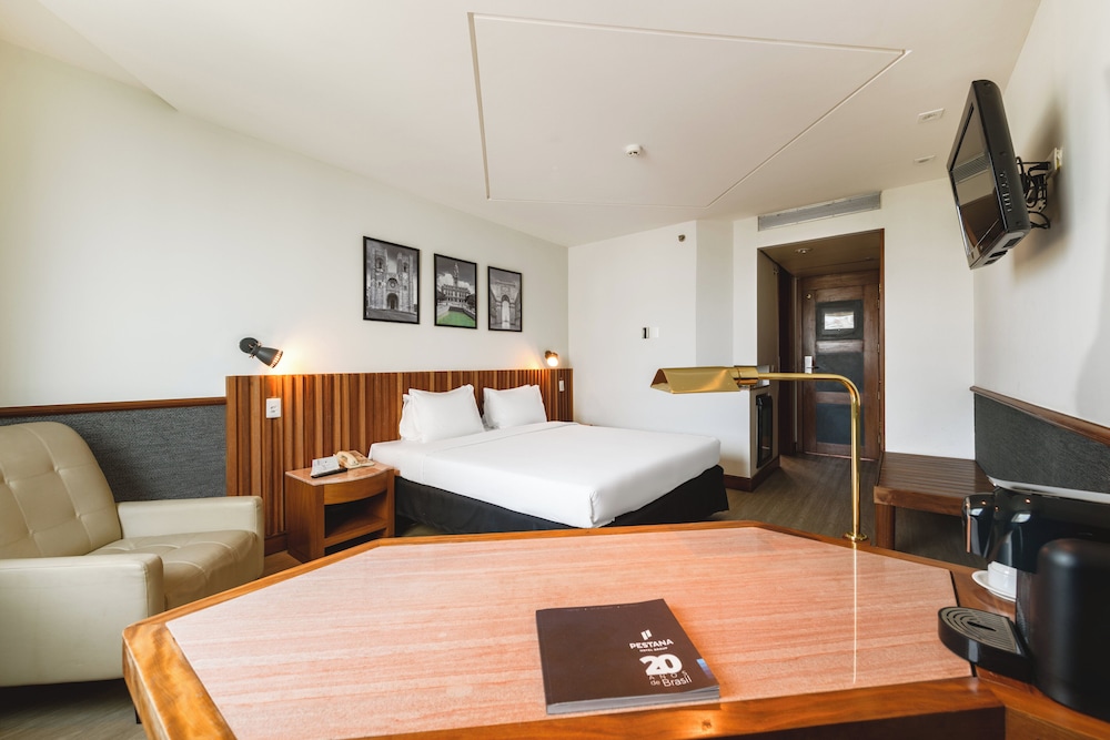 Deluxe Room - Photo 2