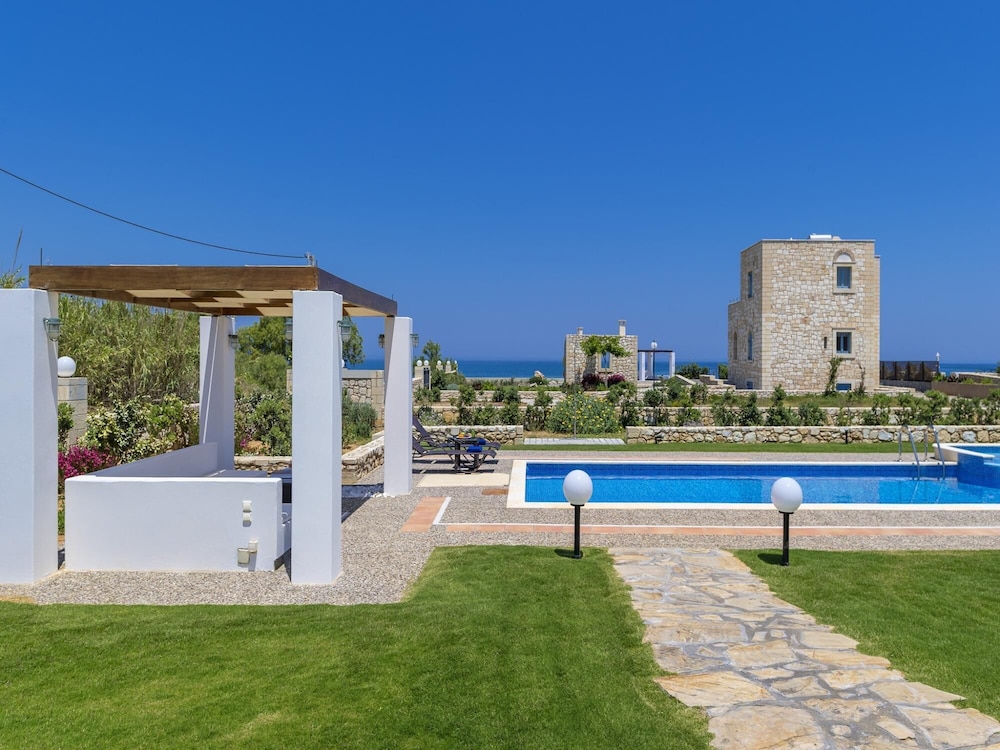Azure Villa in Platanias, Billede 8