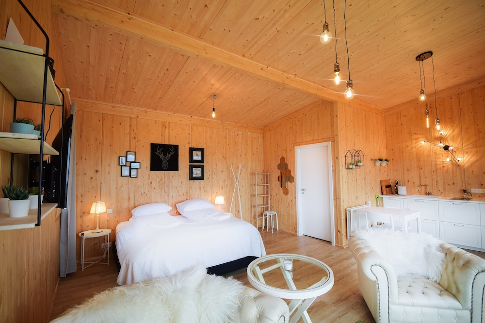 Luxury Cottage, River View (135259) photo 1