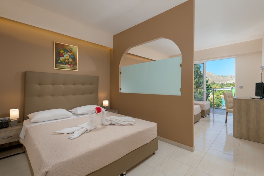 Superior Quadruple Room, Multiple Beds