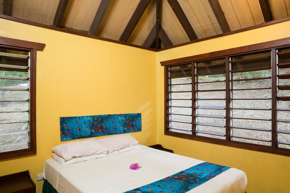 Two Bedroom Beachfront Bure photo 7