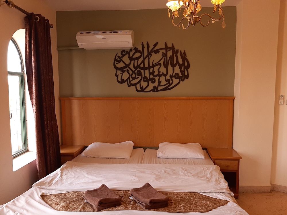 Deluxe Single Room photo 3