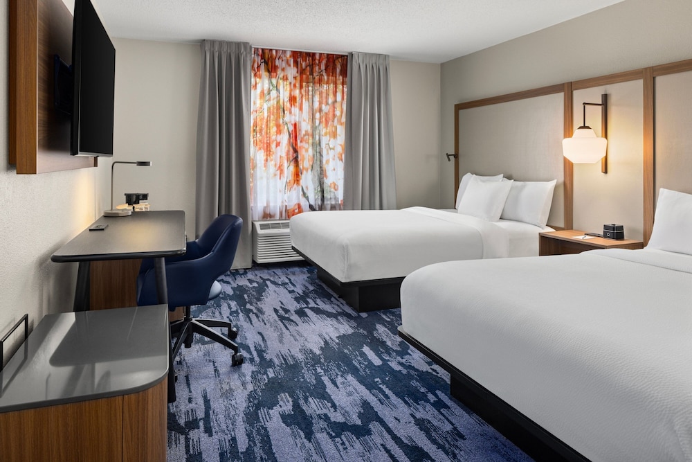Room, 2 Queen Beds - Photo 3