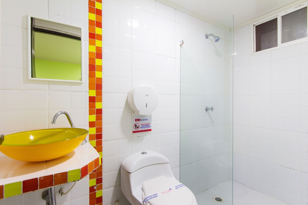 Hotel Marina Suites By Geh Suites — photo 51