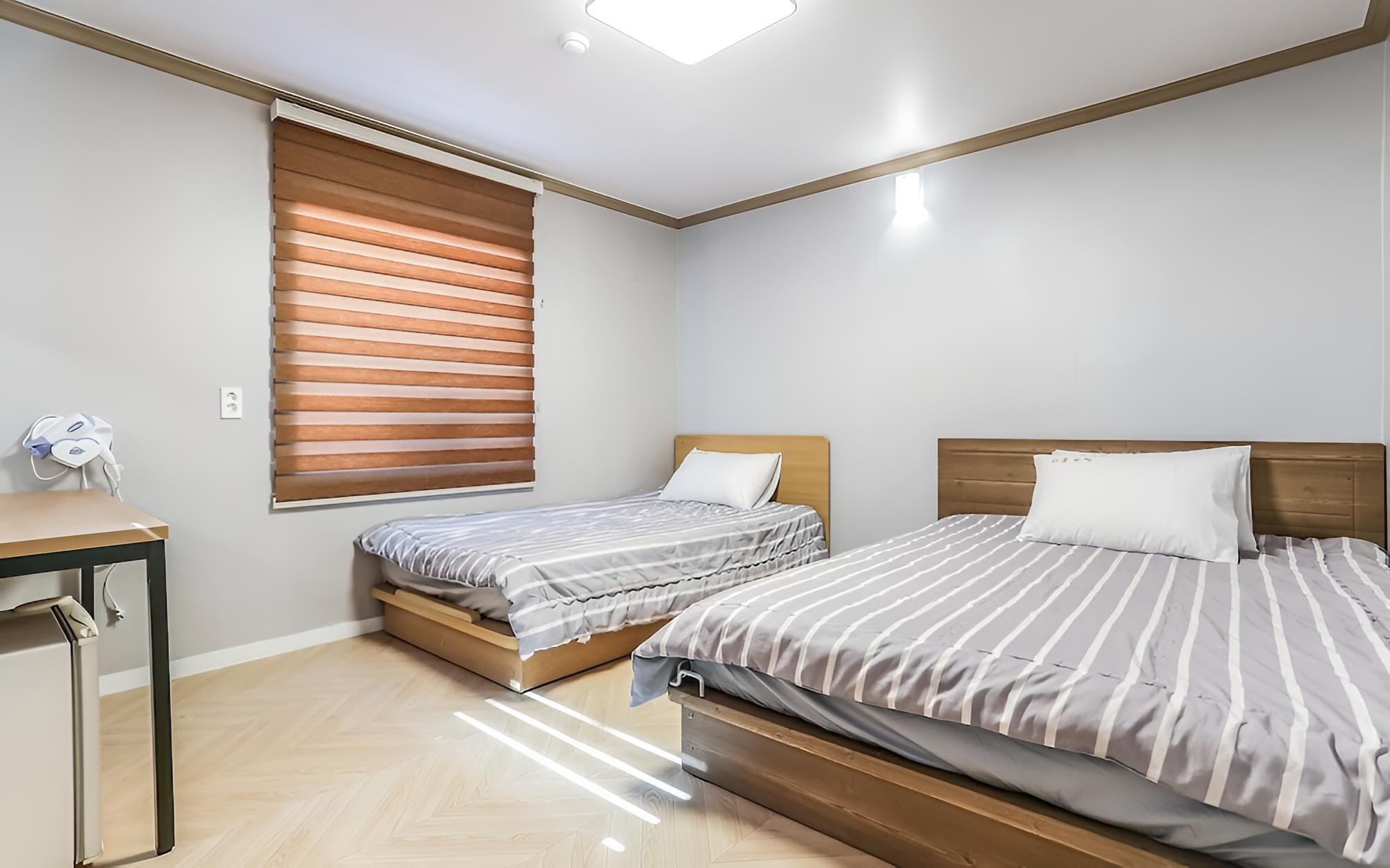 Room (Twin room) - Photo 1