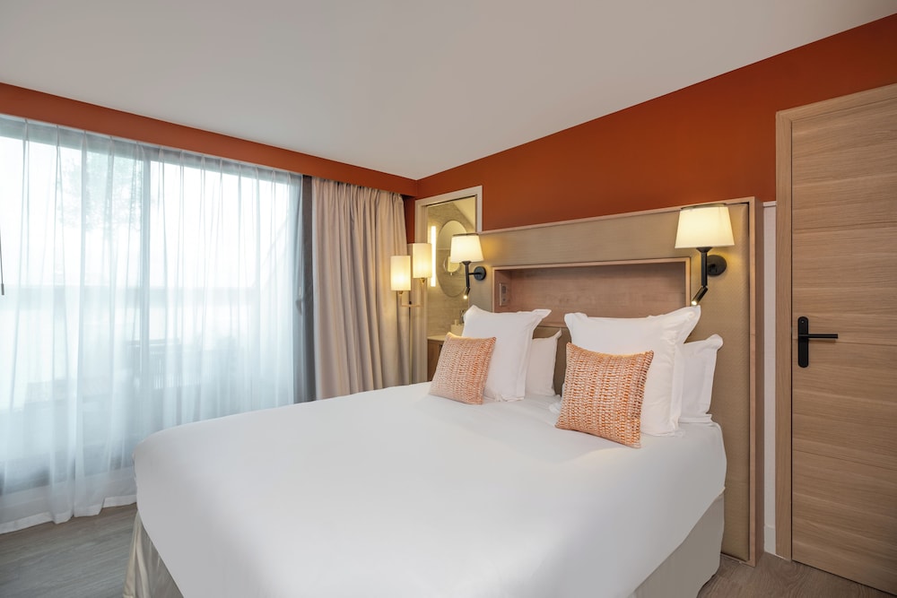 Deluxe Double Room photo 3