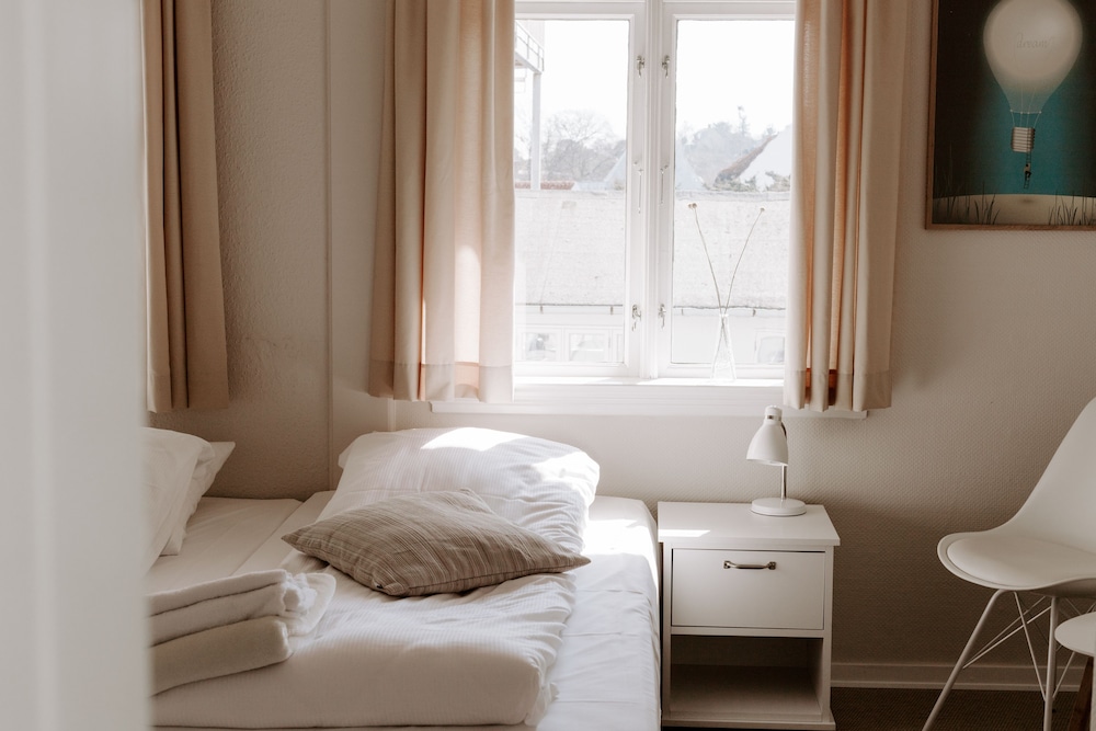 Basic Double Room photo 1