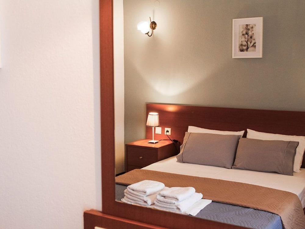 Standard Double Room, Balcony, Ground Floor photo 2