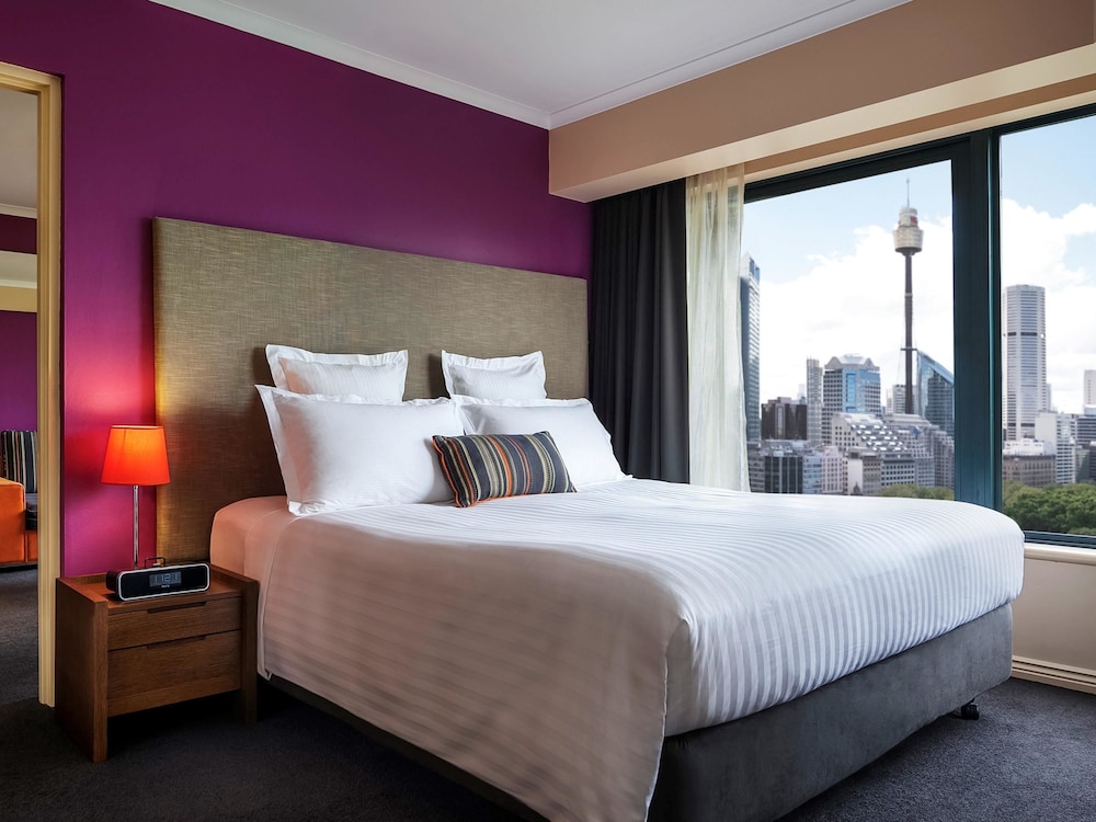 Deluxe Room, 1 Queen Bed