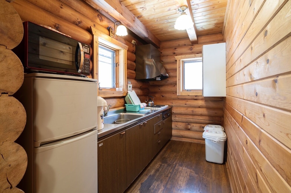 Private Cottage - Log Cabin - Photo 12