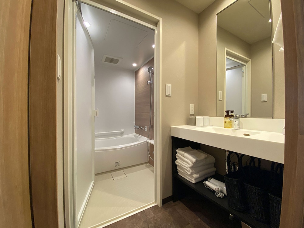 Deluxe Twin Room, Non Smoking - Photo 6