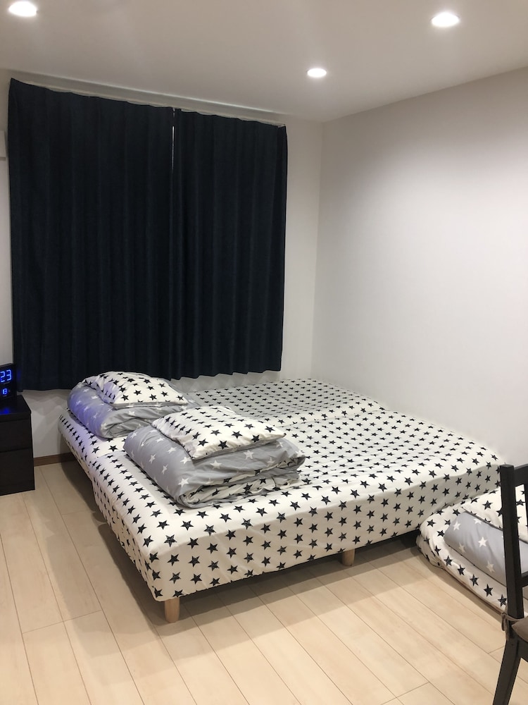 Apartment photo 1