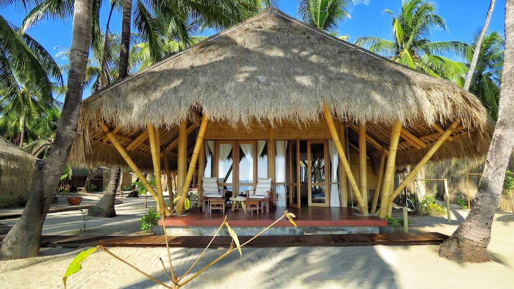 Deluxe Villa, Beach View, Beachfront photo 3