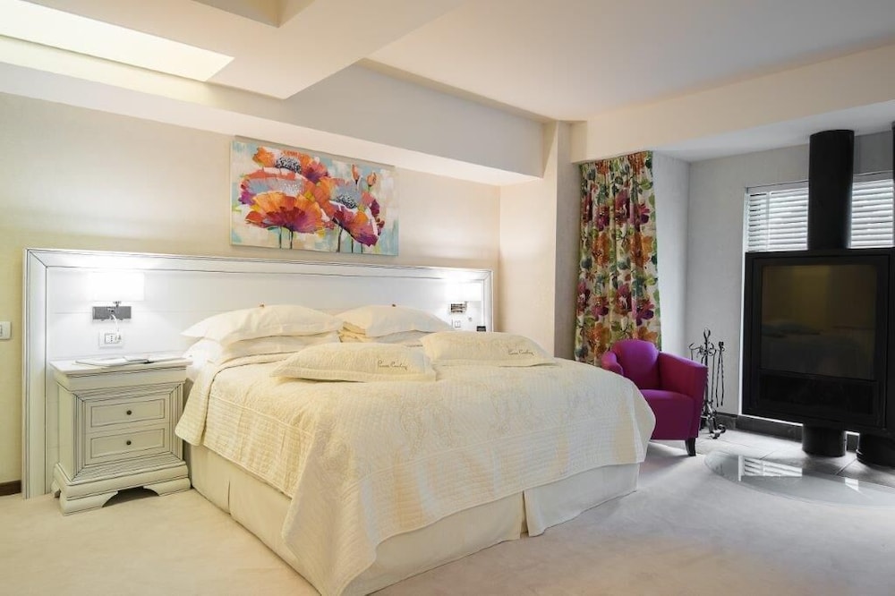Romantic Room - Photo 1