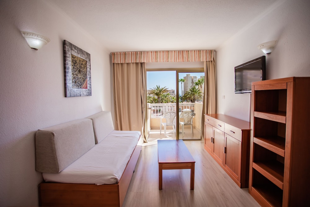 Classic Apartment, 1 Bedroom, Pool View (2 Adults)
