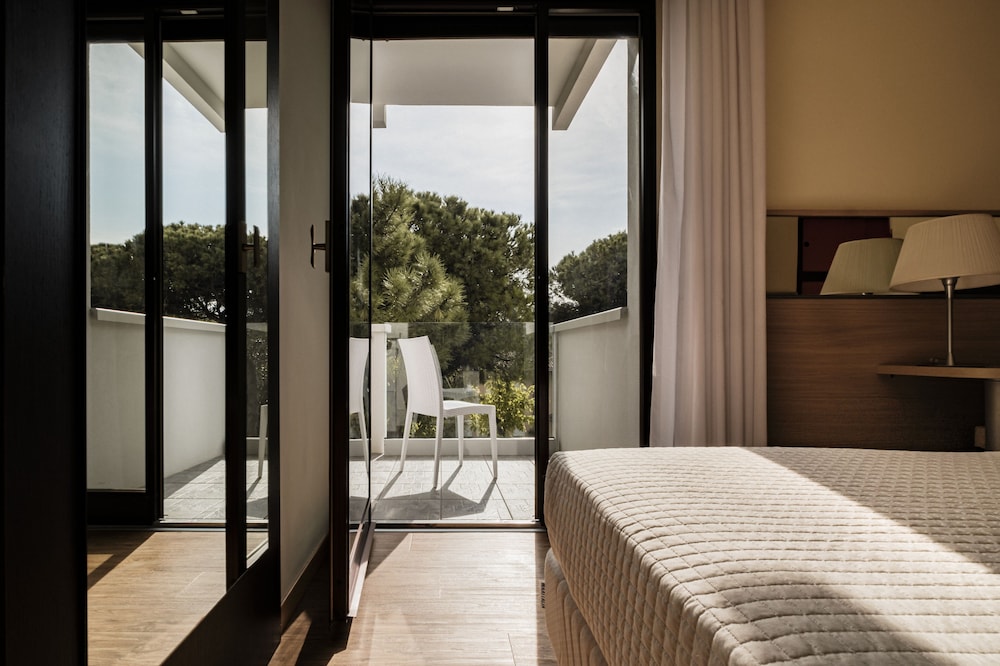 Double Room - Photo 5