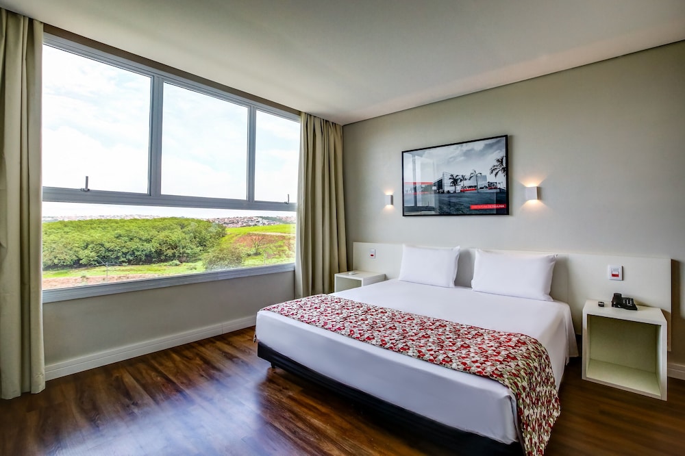 Standard Room - Photo 1