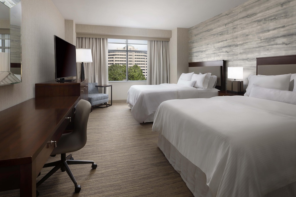 Room, 2 Double Beds, Courtyard View