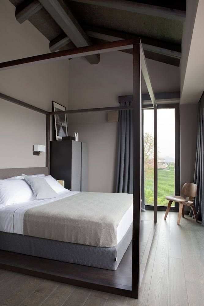 Romantic Suite, Terrace photo 2