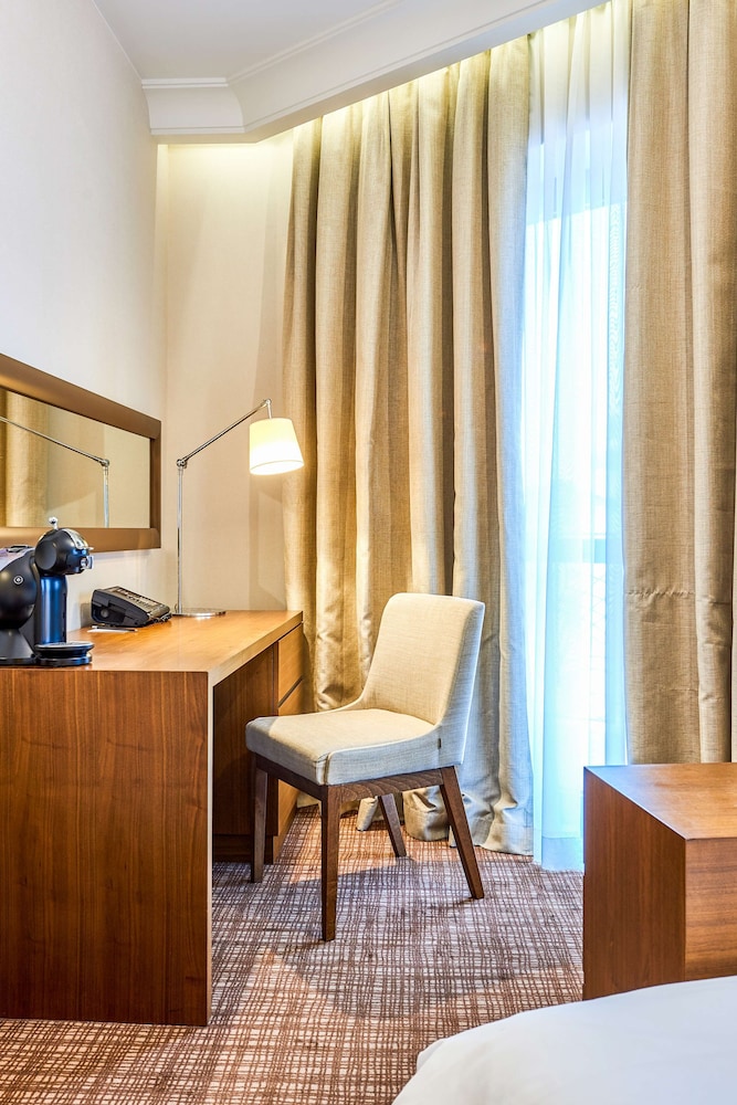 Suite, 2 Bedrooms photo 3