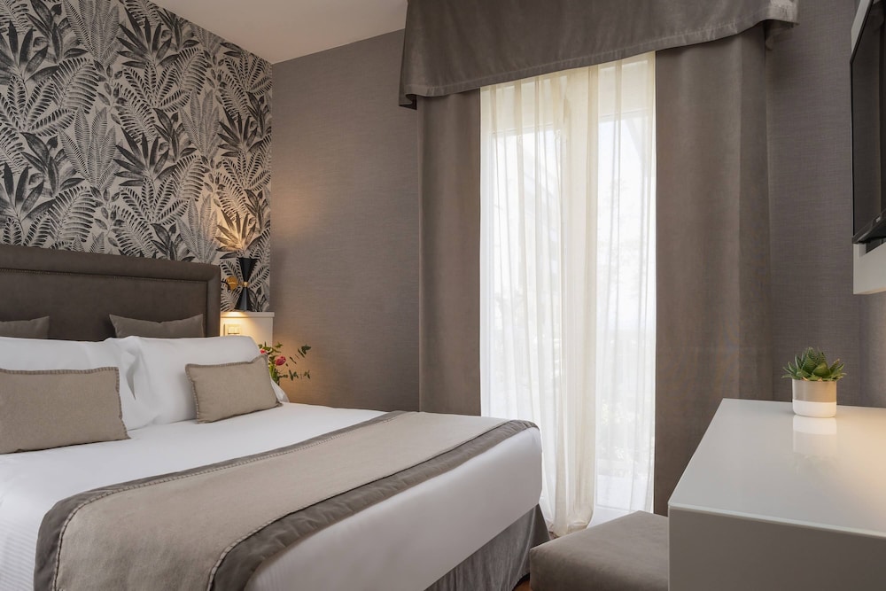 Standard Double Room - Photo 1