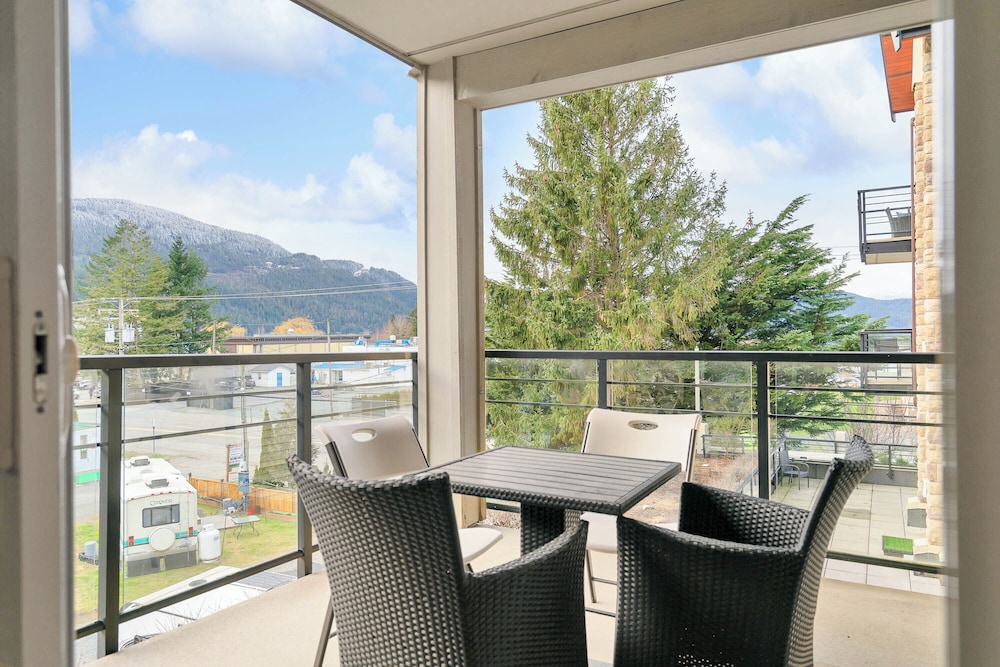 Comfort Apartment, Lake View photo 3