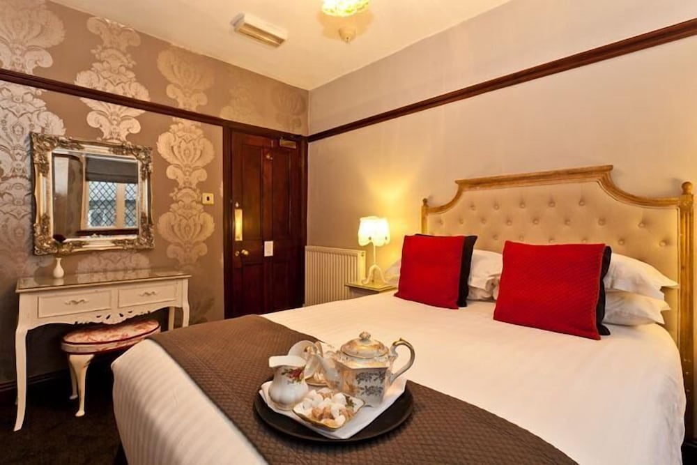 Economy Double Room photo 2