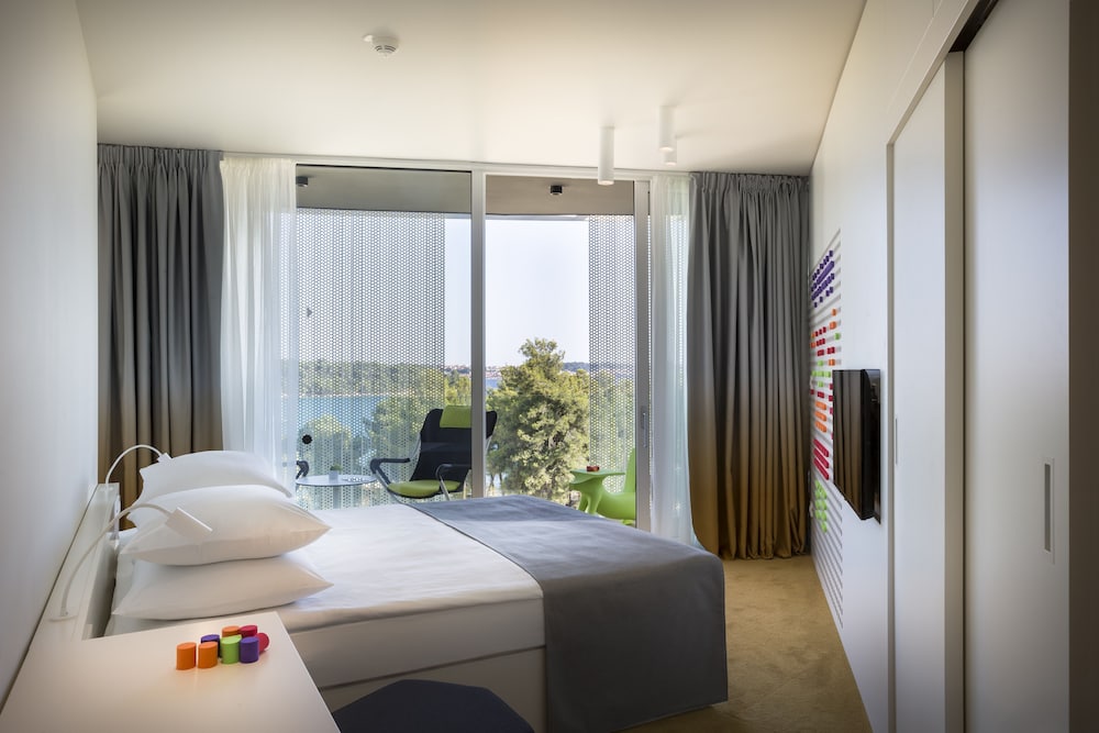 Amarin Suite with balcony, sea view