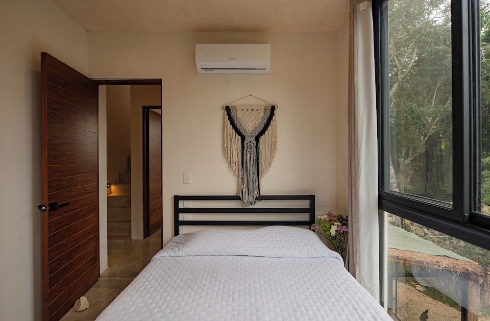 Luxury House, Garden View photo 3