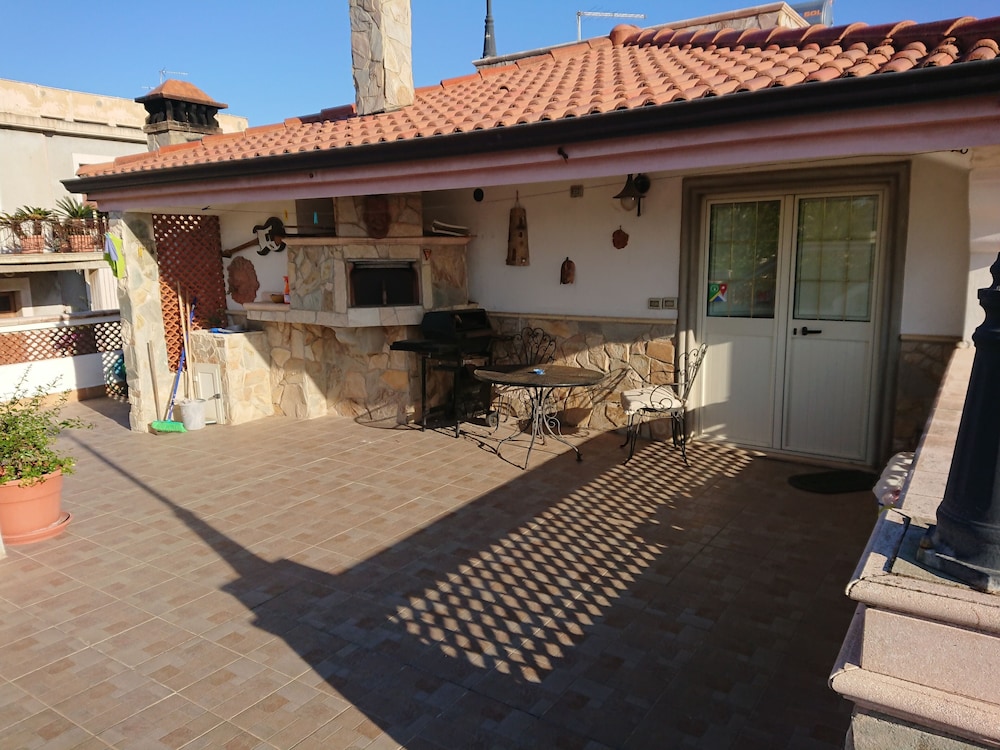 Exclusive Studio Suite, 2 Bedrooms, Ground Floor photo 1