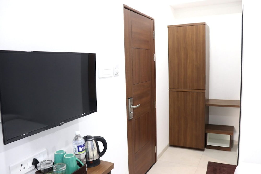 Standard Double Room - Photo 3