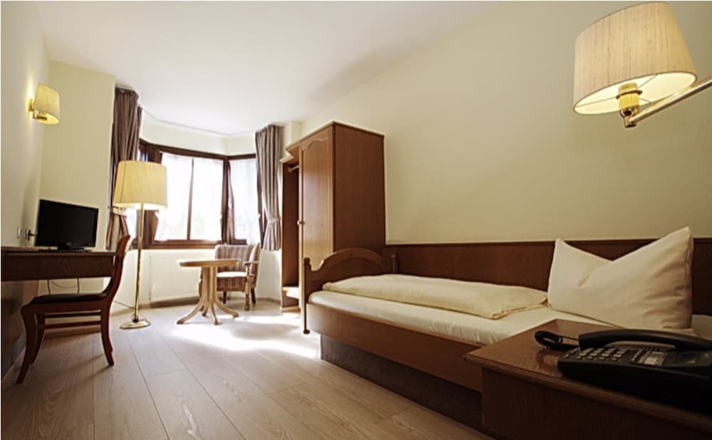 Single Room photo 3