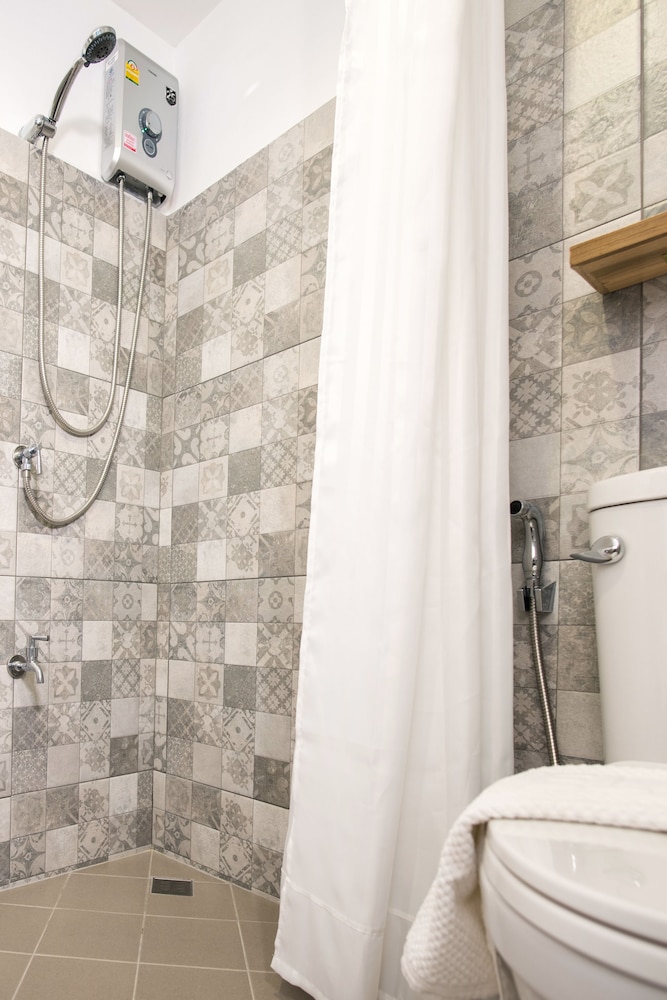 Standard Double Room - Photo 5