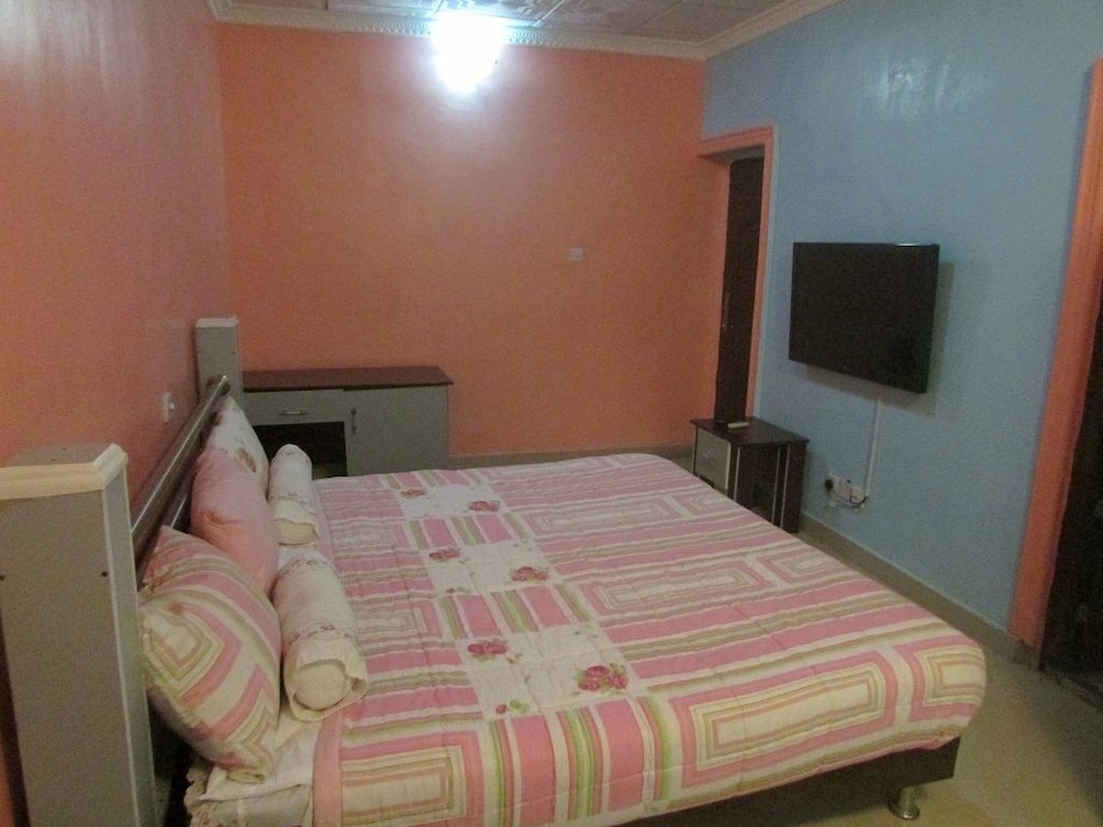 Royal Suite, 1 King Bed, Non Smoking photo 1