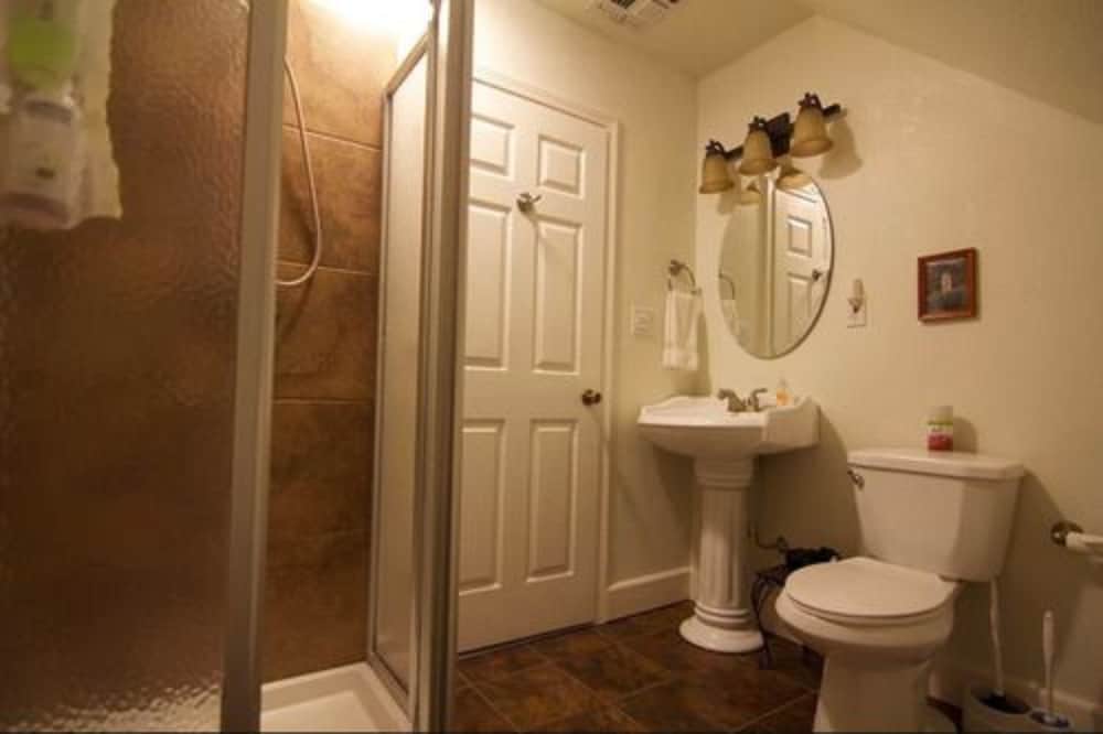 Standard Double Room, Ensuite (Sawtooth Ridge Room with ) photo 3