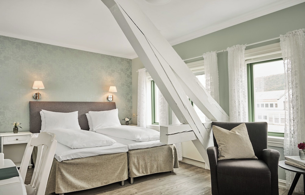 Double Room (Historic) photo 3
