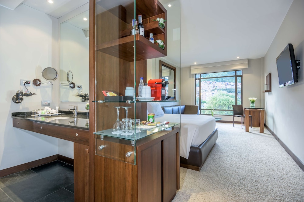 Superior Room (Extra Bed 3 Adults) - Photo 3