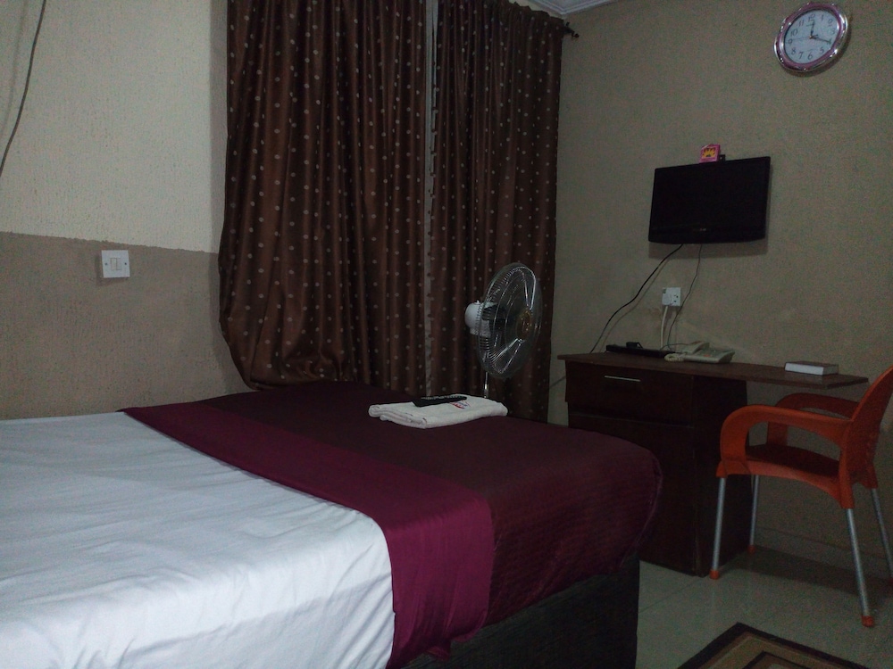Classic Room, 1 Double Bed, Non Smoking photo 2