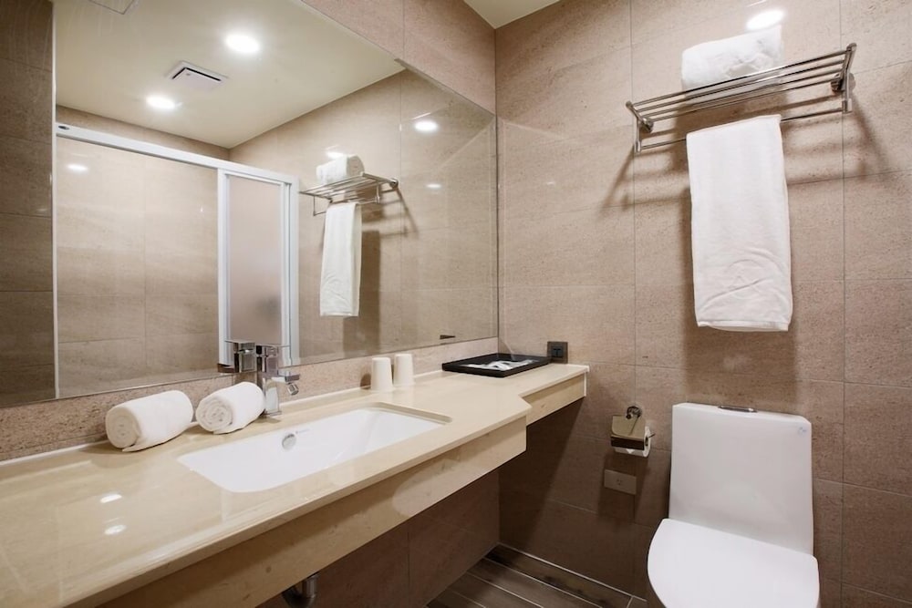 Elite Double Room, 2 Twin Beds (No Parking)