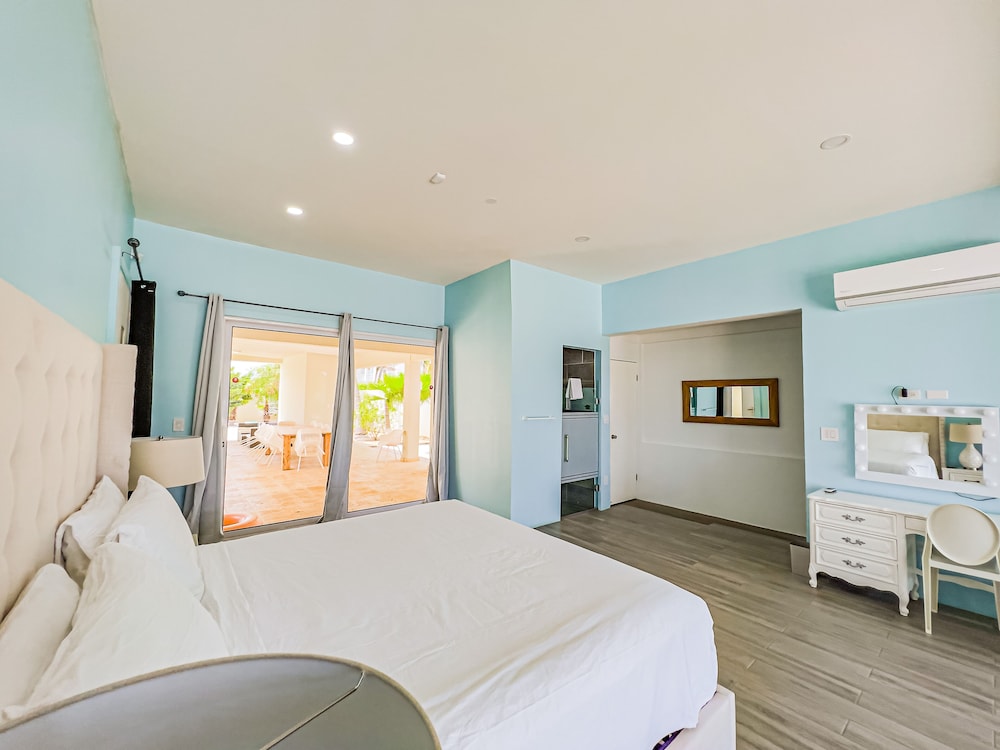 Villa (6 Bedrooms) photo 2