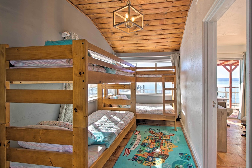 House (2 Bedrooms) photo 2