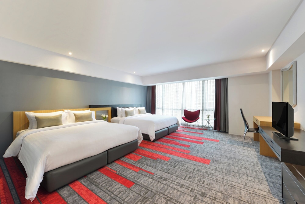 Grand Deluxe Triple Bed