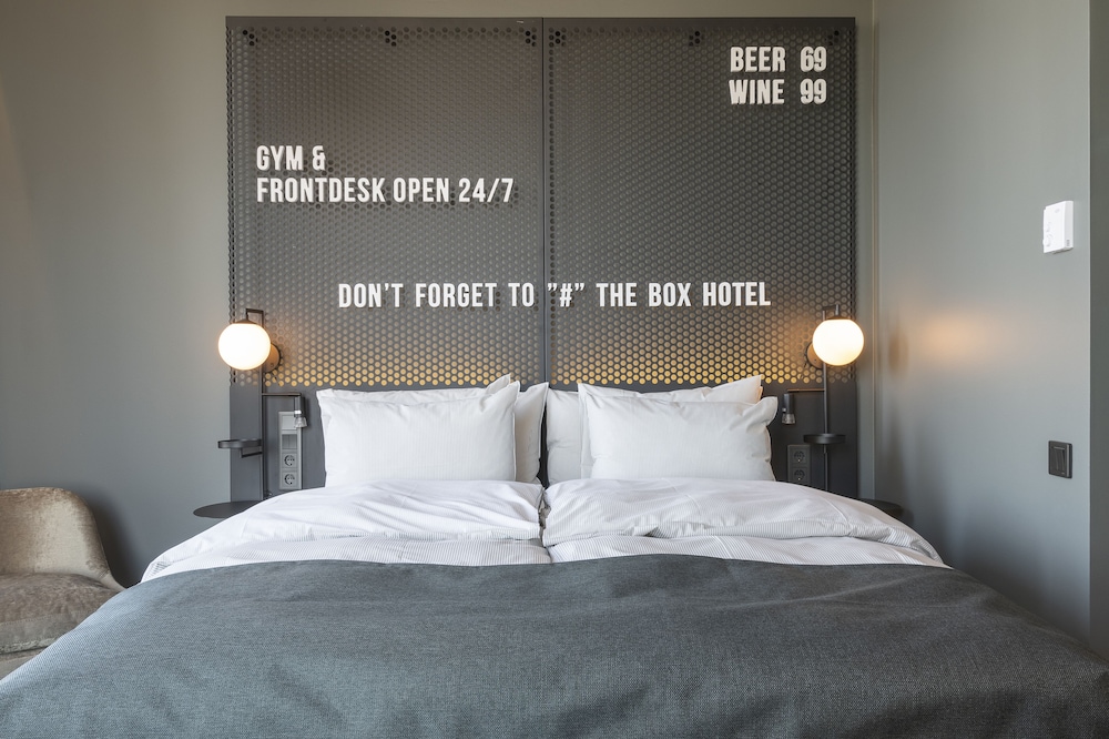 Superior Room, 1 King Bed, Non Smoking